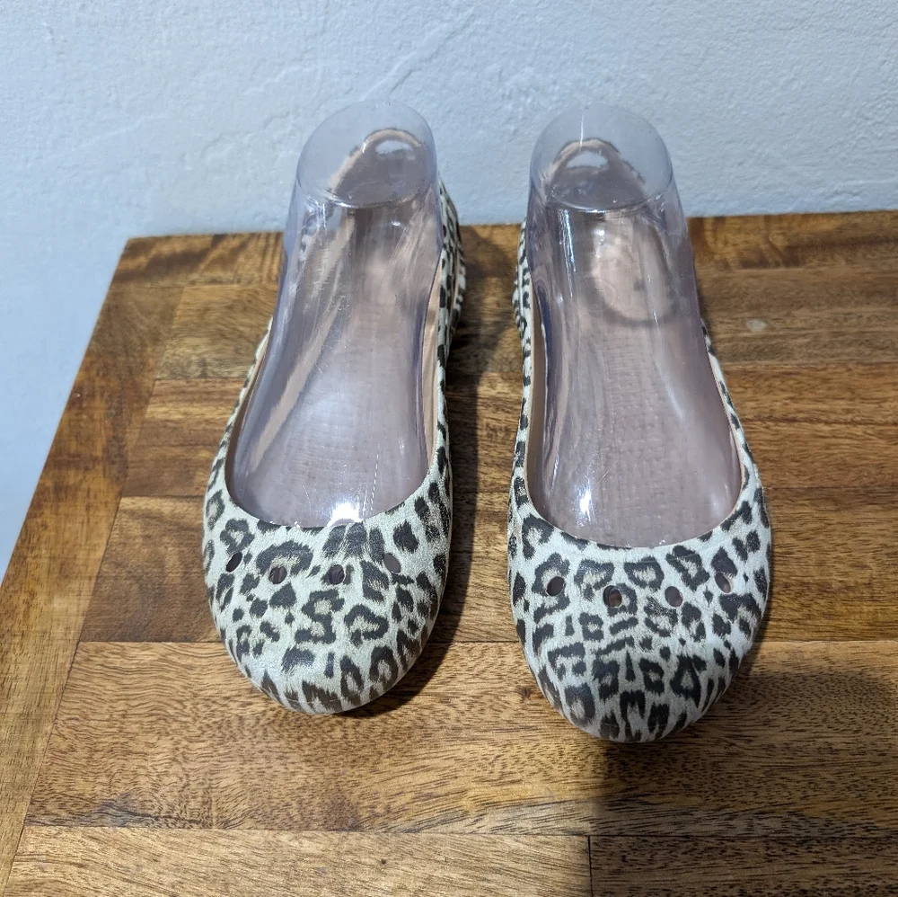 Crocs Kadee Leopard‎ Print Slingback Ballet Flats Size7